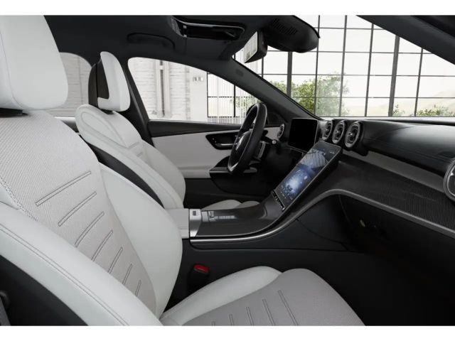 Mercedes-Benz C 200 4MATIC AMG Line Sedan