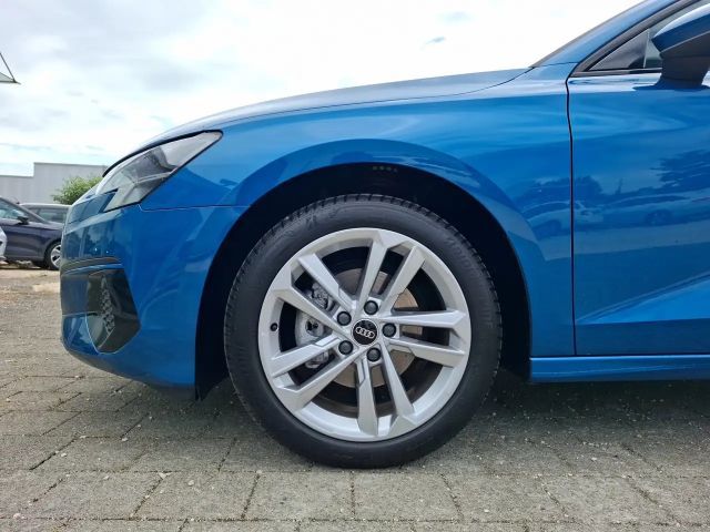 Audi A3 30 TFSI Sedan