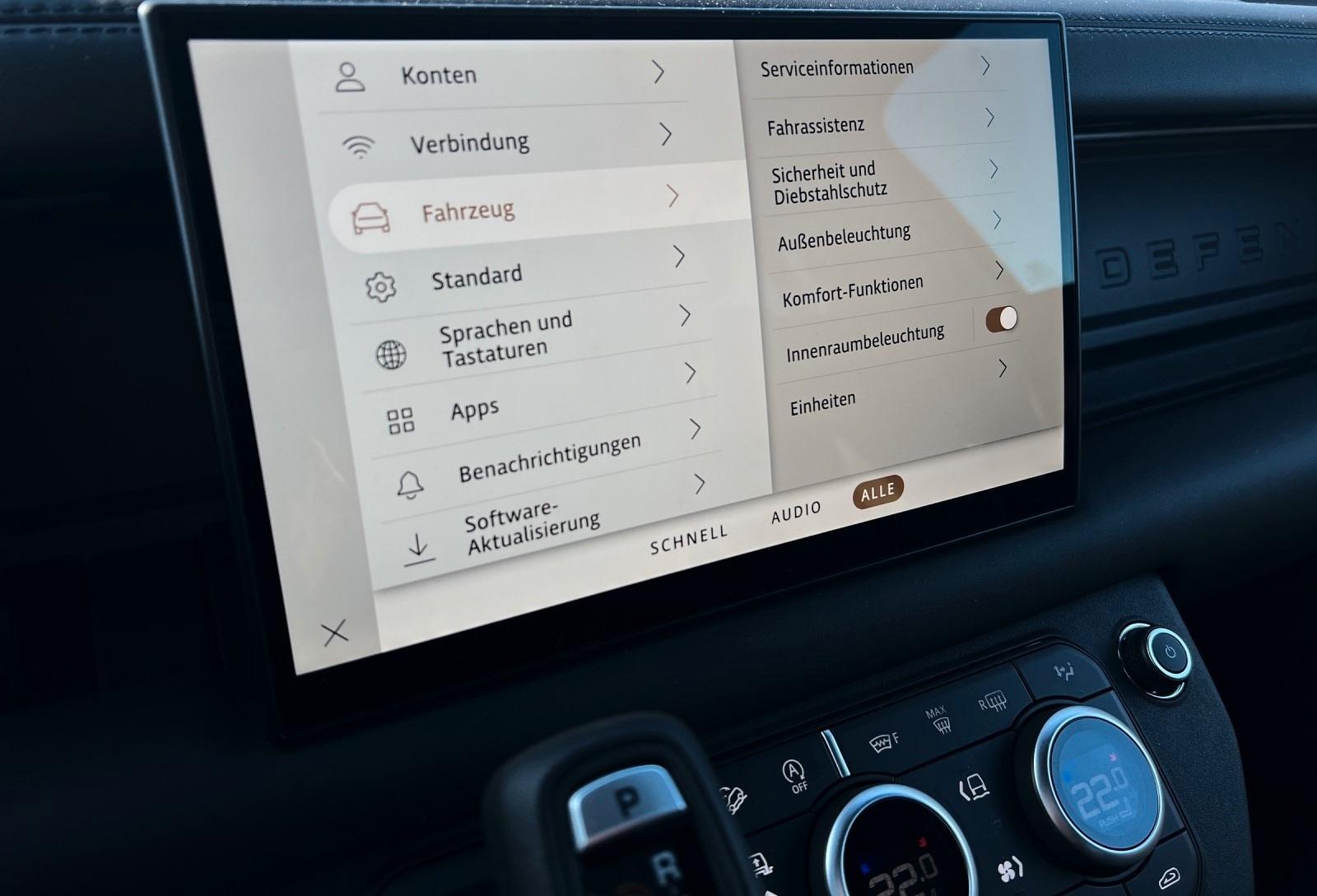 Land Rover Defender 110 Dynamic HSE