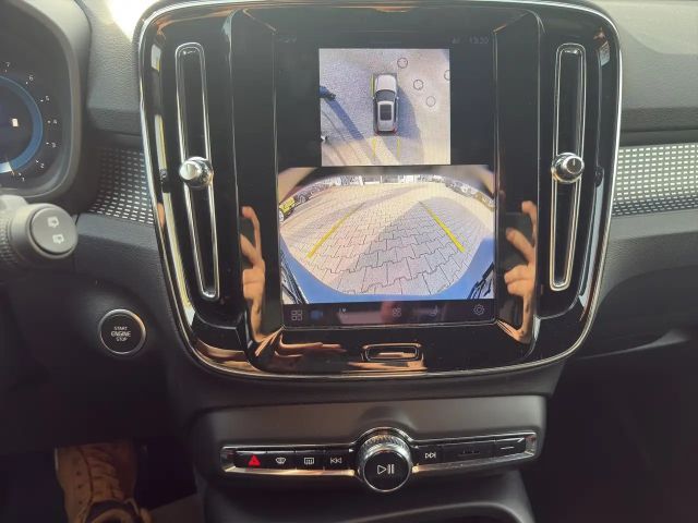 Volvo XC40 Dark Plus