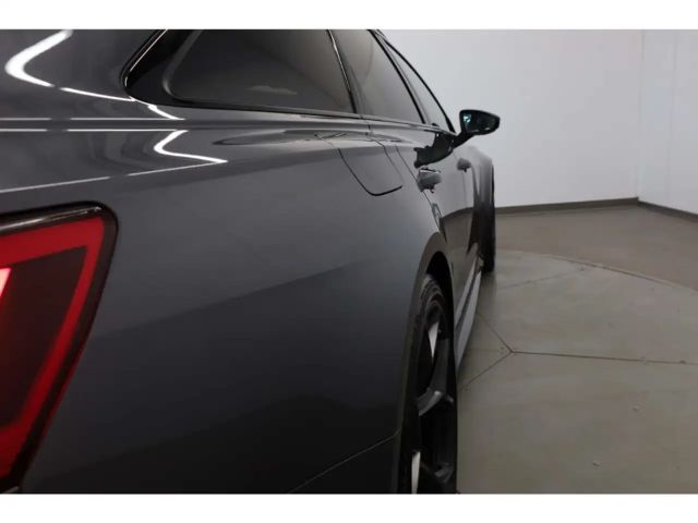 Audi RS6 Avant Performance Quattro