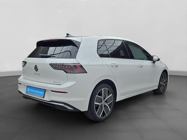 Volkswagen Golf 1.5 TSI Style eHybrid
