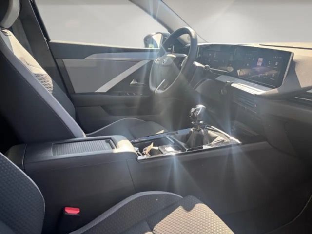 Opel Astra 1.2 Turbo Enjoy Turbo