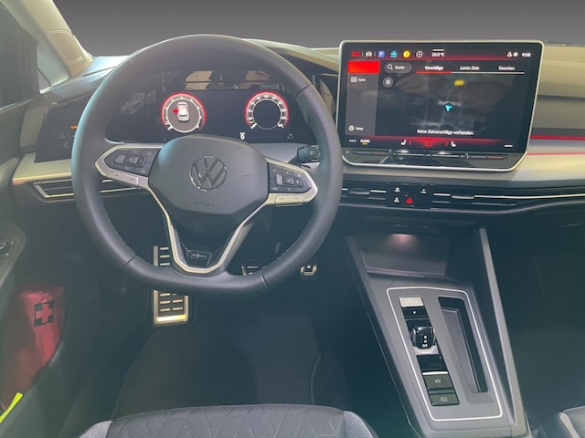 Volkswagen Golf 1.5 eTSI DSG