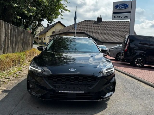Ford Focus ST Line Wagon