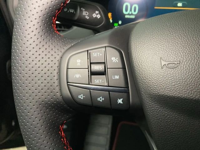 Ford Focus EcoBoost ST Line Wagon