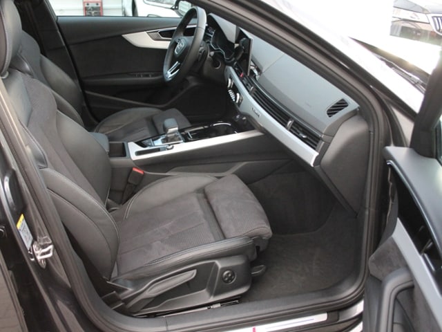 Audi A4 45 TFSI Avant Quattro S-Line S-Tronic