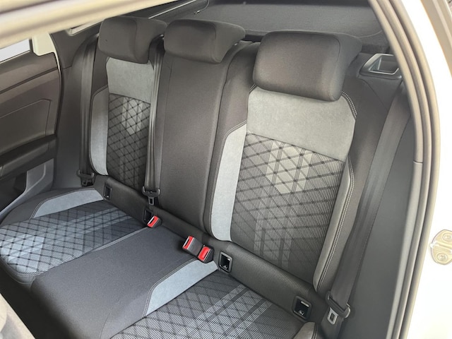 Volkswagen Taigo 1.0 TSI DSG R-Line