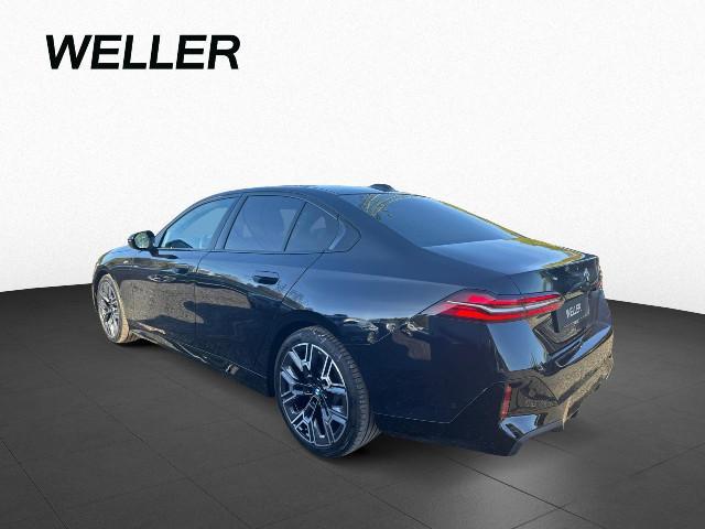 BMW 520 520d M-Sport Sedan