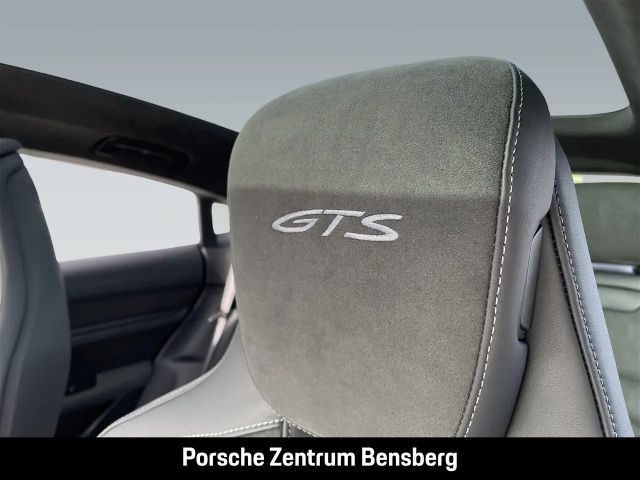 Porsche Taycan GTS
