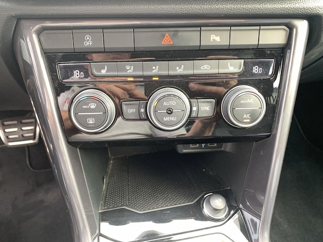 Volkswagen T-Roc 2.0 TSI DSG R-Line