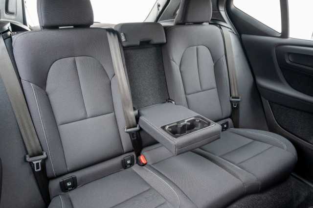 Volvo XC40 Core Recharge