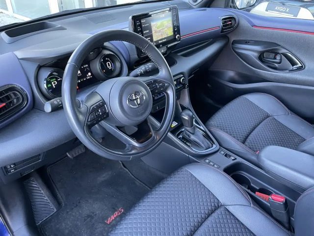 Toyota Yaris Hatchback Hybride VVT-i
