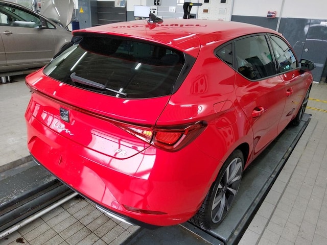 Seat Leon 1.5 eTSI FR-lijn