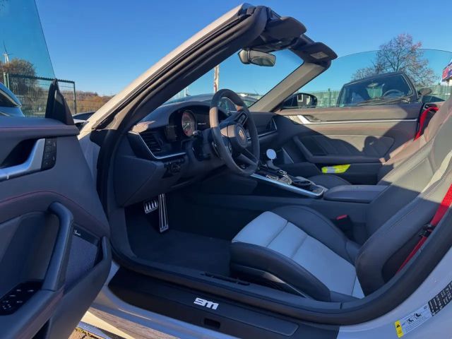 Porsche 992 Cabrio S Turbo