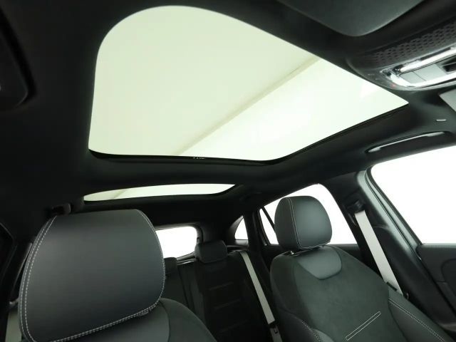 Mercedes-Benz GLA 220 4MATIC AMG Line