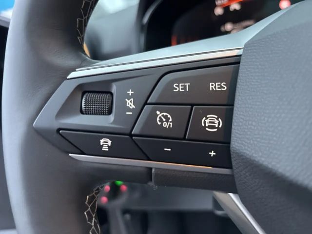 Seat Ibiza Road Edition 1,0 Navi Digitales Cockpit LED ACC Ap
