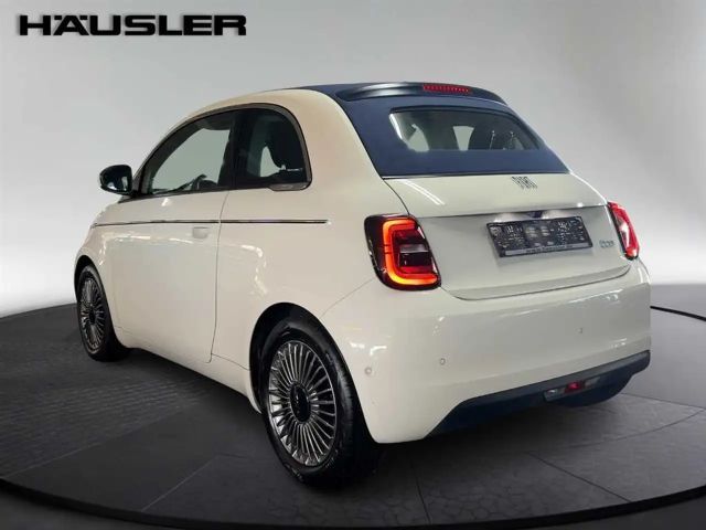 Fiat 500e Cabrio Rückfahrkamera Sitzheizung Einparkhilfe