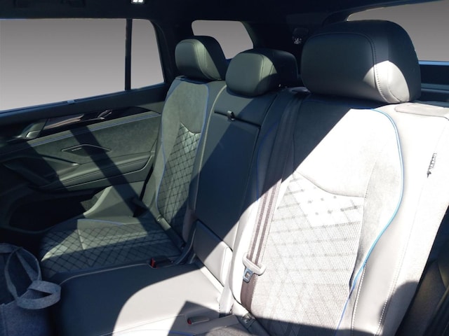 Volkswagen Tayron Tayron 2.0 TDI DSG R-Line 4MOTION *PANO*AHK*