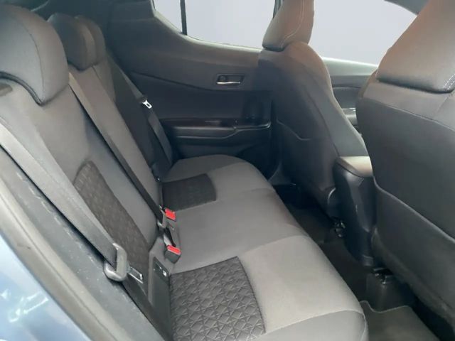 Toyota C-HR Hybride Team D