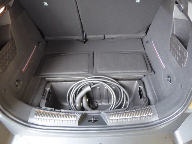 Renault 4 Comfort E-Tech Iconic