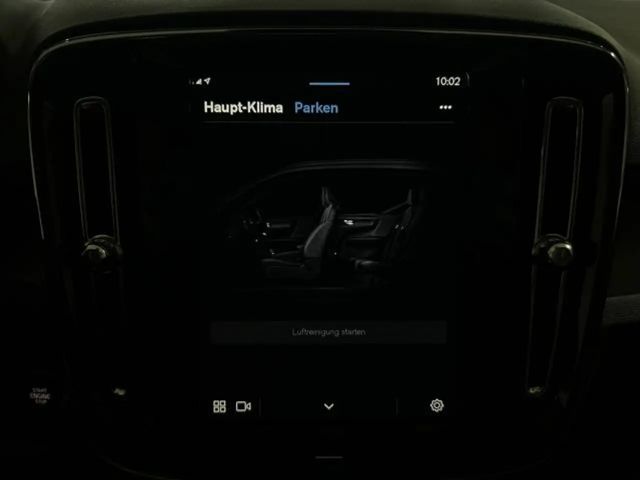 Volvo XC40 Dark Ultra