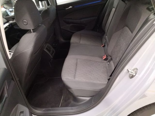 Volkswagen Golf Life Variant