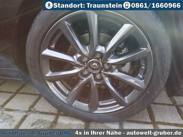 Mazda 3 2.5L SkyActiv e-Skyactiv