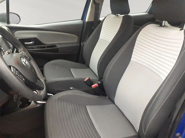 Toyota Yaris Active VVT-i