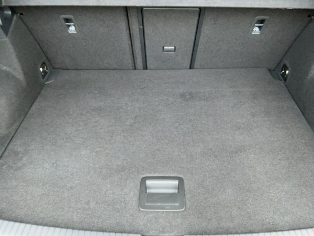 Volkswagen T-Roc 1.5 TSI DSG R-Line