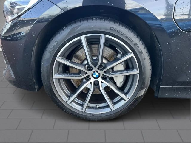 BMW 330 330e Sedan Sport Line