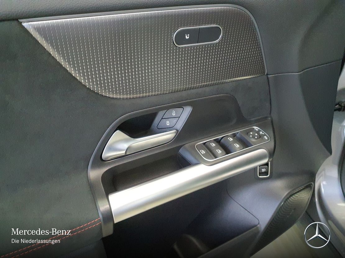 Mercedes-Benz EQA 300 4MATIC