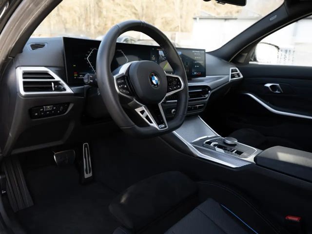 BMW 330 330i M-Sport Touring xDrive