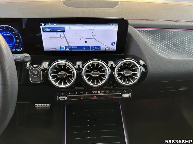 Mercedes-Benz EQA 300 4MATIC AMG Line