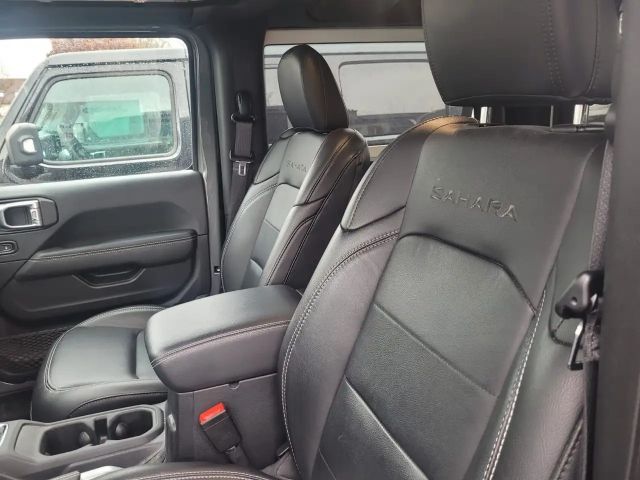 Jeep Wrangler Sahara