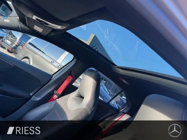 Mercedes-Benz A 35 AMG 4MATIC AMG Line