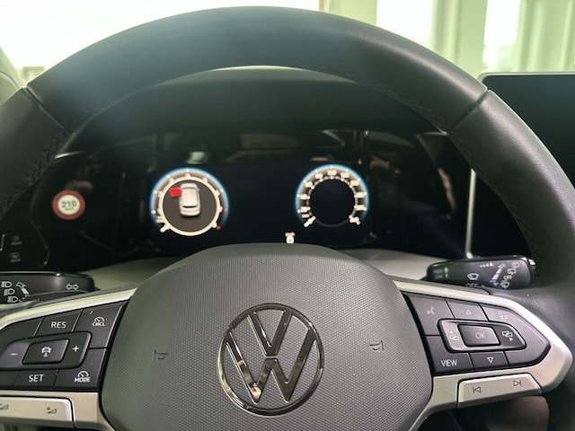 Volkswagen Golf 1.5 eTSI Golf VIII Style