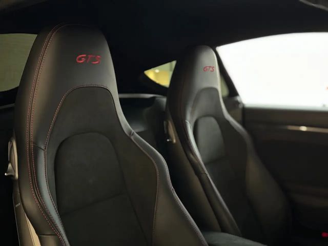 Porsche Cayman 4 Coupé GTS