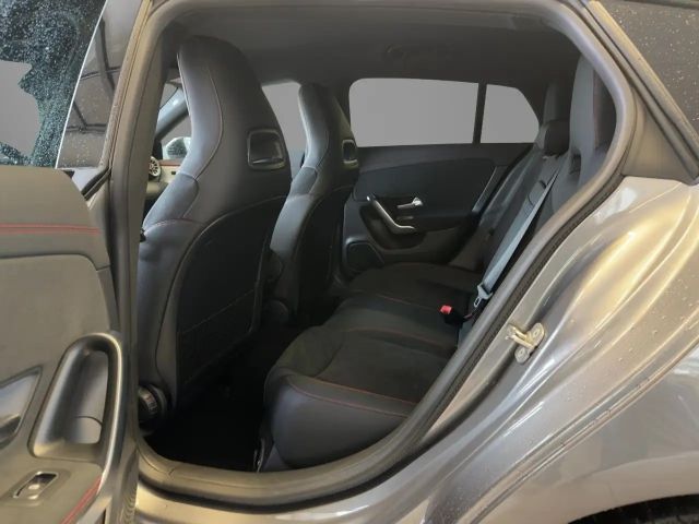 Mercedes-Benz CLA 180 AMG Line Shooting Brake