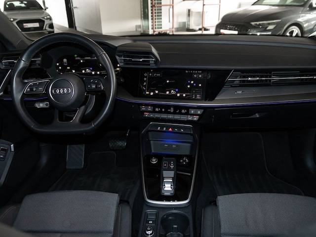Audi A3 35 TDI S-Line S-Tronic Sedan