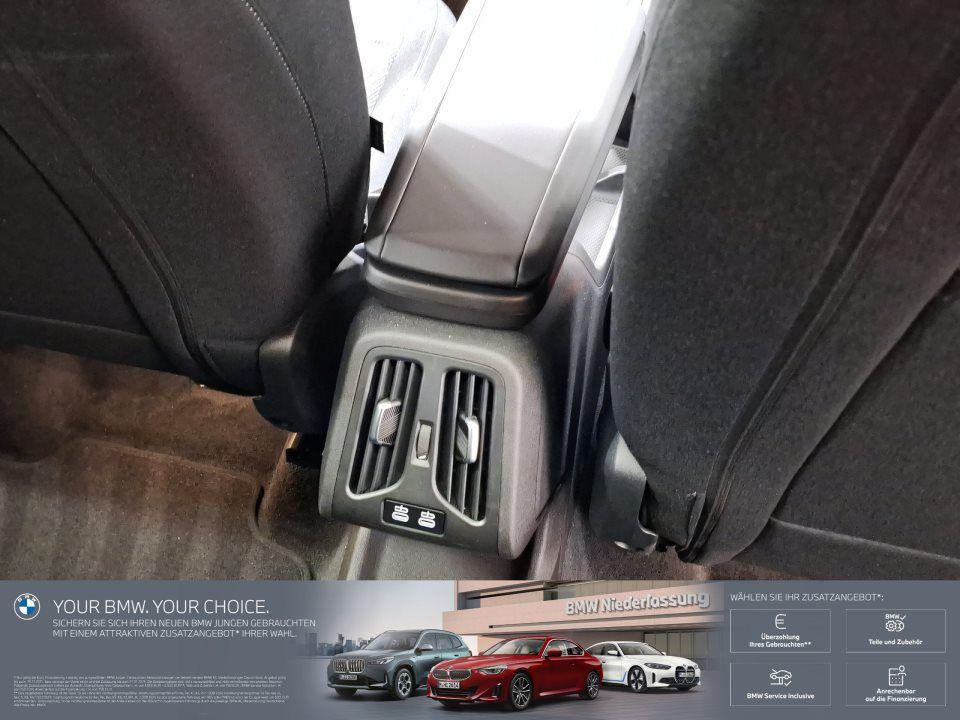 BMW 220 220i Active Tourer