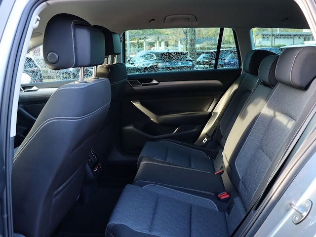 Volkswagen Passat 2.0 TSI Business DSG Variant