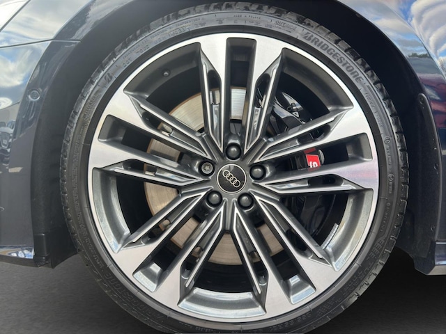 Audi S6 Avant Quattro