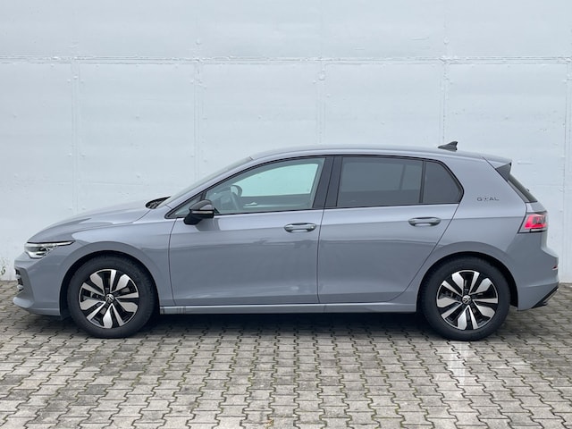 Volkswagen Golf 1.5 eTSI DSG Golf VIII IQ.Drive