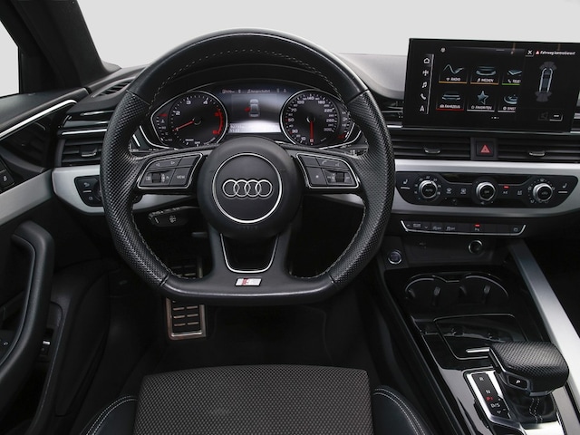 Audi A4 40 TDI Quattro S-Line S-Tronic Sedan