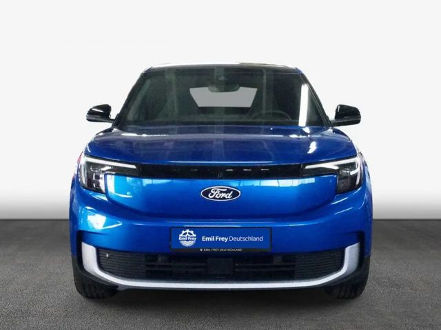 Ford Explorer Extended range RWD