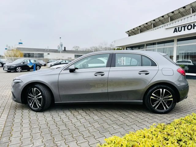 Mercedes-Benz A 180 Progressive