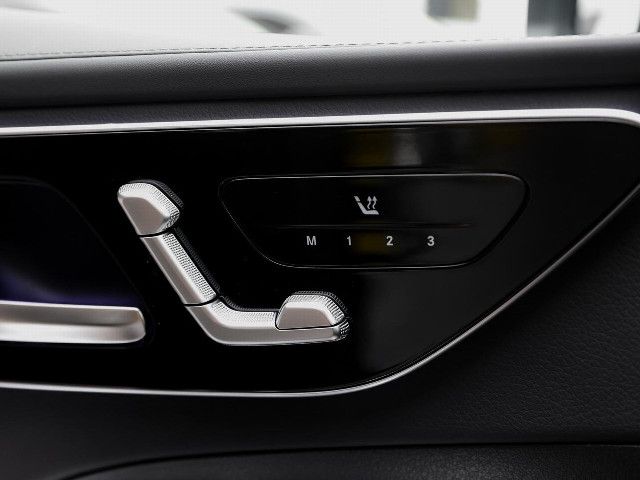 Mercedes-Benz C 220 AMG Line C 220 d Sedan