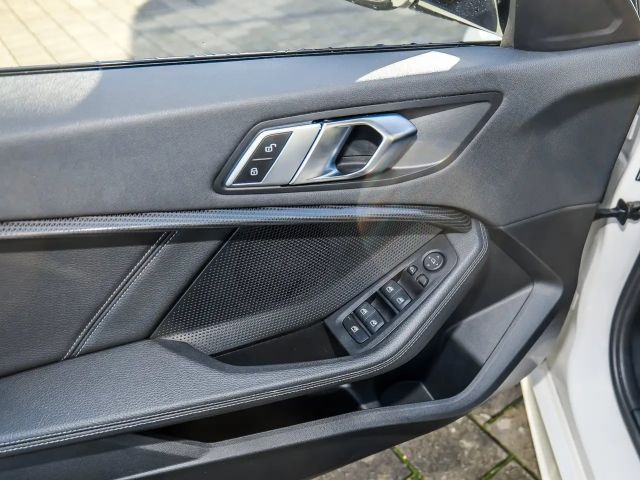 BMW 118 118i M-Sport Sedan