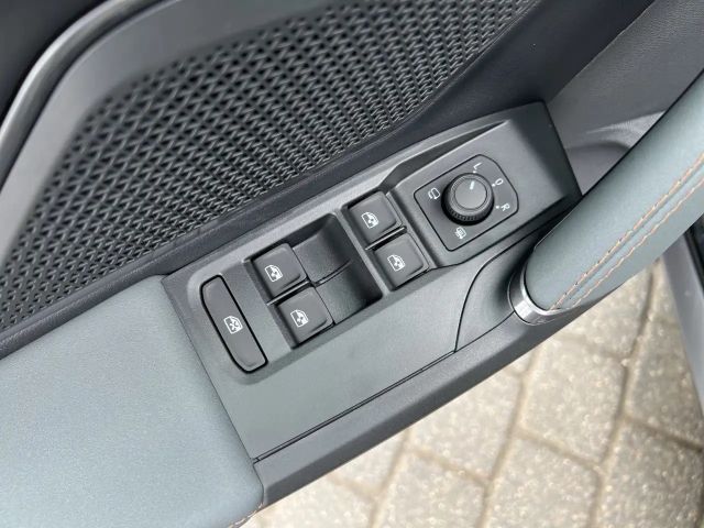 Cupra Leon 2.0 TSI DSG VZ